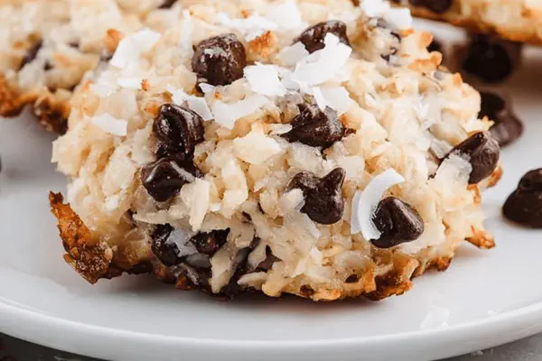 Twisted Mascarpone Frosting