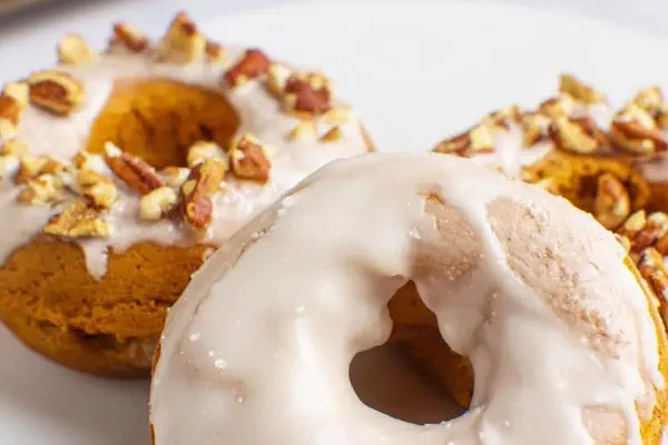 Baked Spiced Pumpkin Donuts