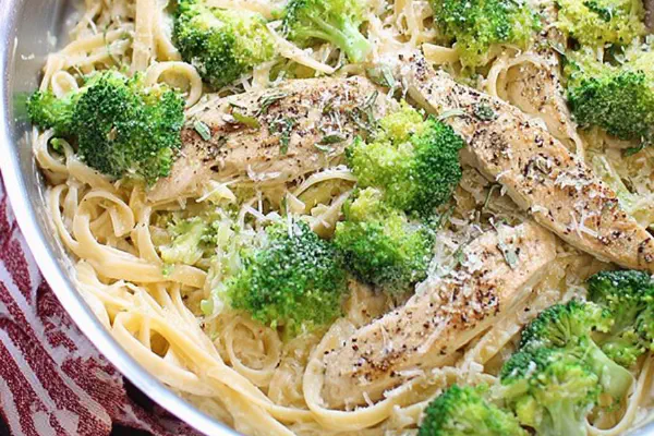 Broccoli Chicken Alfredo