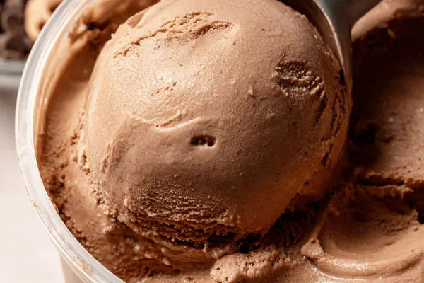 Lactose-Free Strawberry Ice Cream Twist