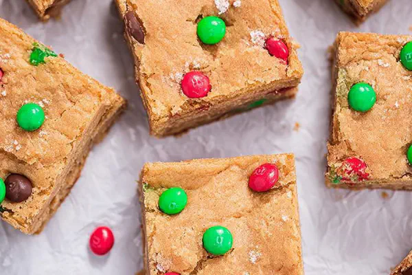 Christmas Blondies Twist