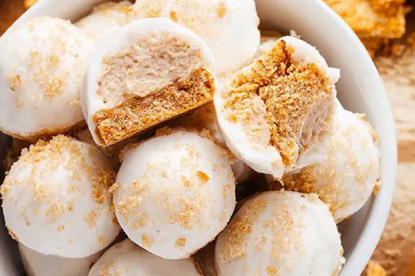 Cheesy Garlic Crusted Lamb