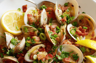 Clams in White Wine Tomato Fennel