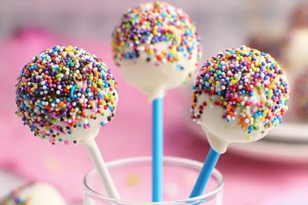 Velvety Custard Twist