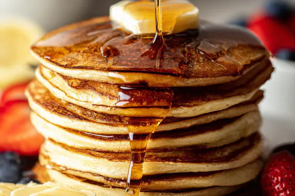 Fluffy Buttermilk Pancakes