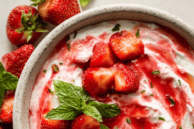 Greek Yogurt Strawberry Dip