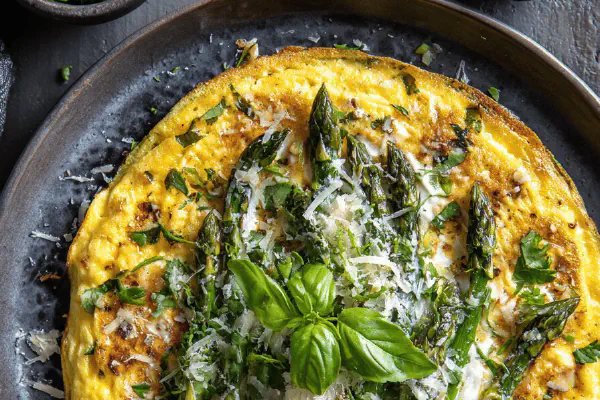 Herbed Asparagus Omelette Twist