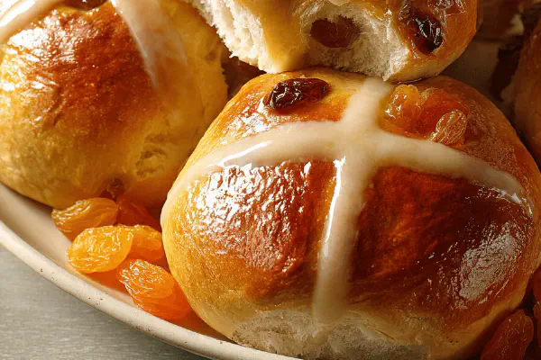 Lenten Brioche with Apricot Raisins