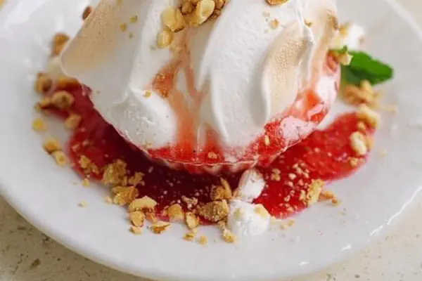 Meringue Ice Cream Bowls