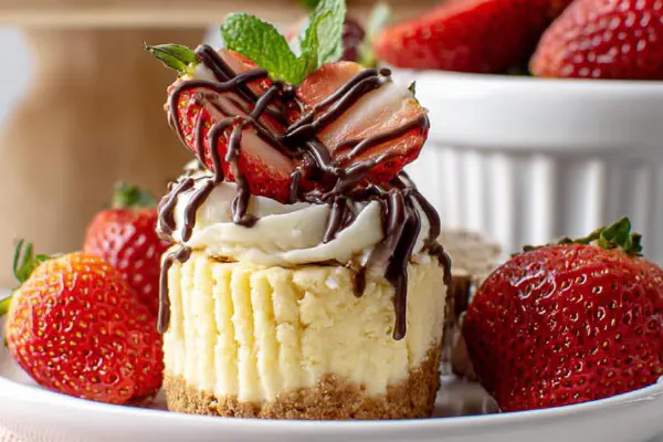 Layered Patriotic Gelatin Cups