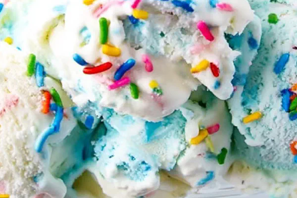 No-Churn Cake Ice Cream