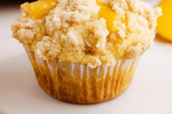 Peach Cobbler Muffins