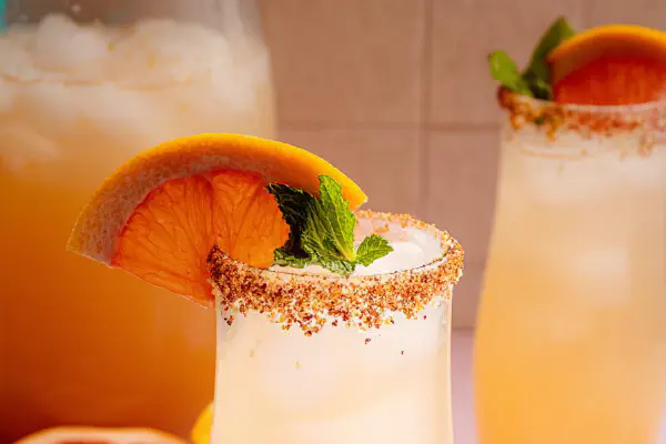 Pitcher Paloma Remix