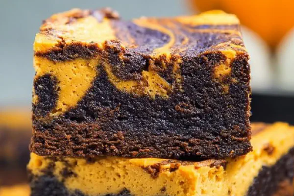 Gooey Autumn Spice Cake