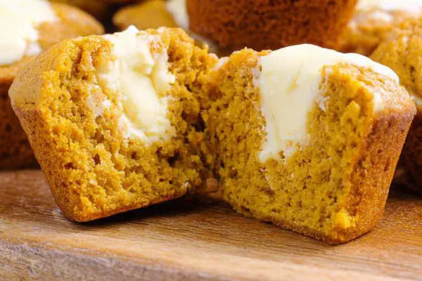 Pumpkin Cream Cheese Muffins