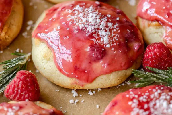 Raspberry Cheesecake Cookies Twist