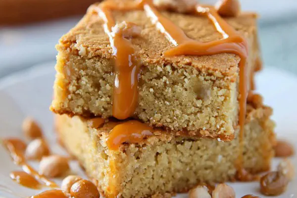 Salted Caramel Blondies