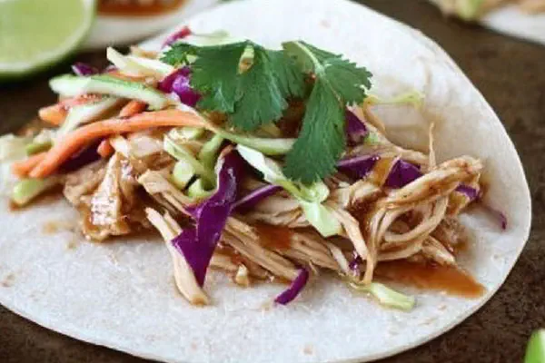 Slow Cooker Asian Chicken Tacos