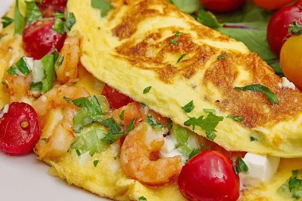 Spinach Scallion Tomato Shrimp Omelette