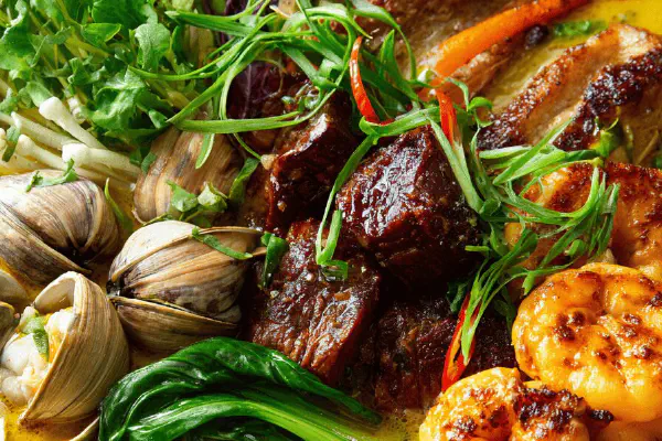 Turmeric Hot Pot Twist